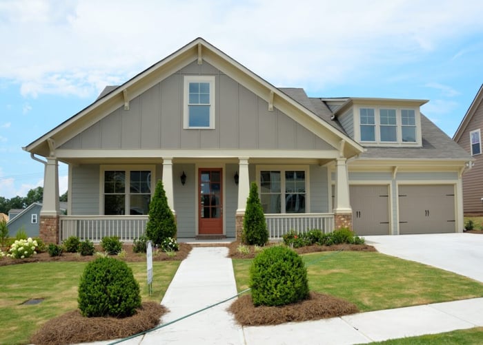 American-Bungalow-Home-Exterior-iStock-454339695-1024x733