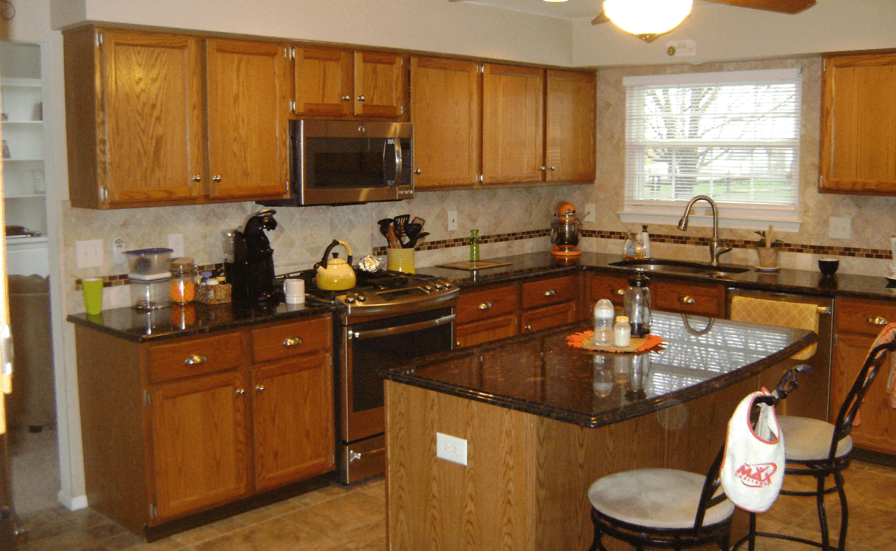 Cool-Gray-Kitchen_Warrington-PA_Slider-3@3x