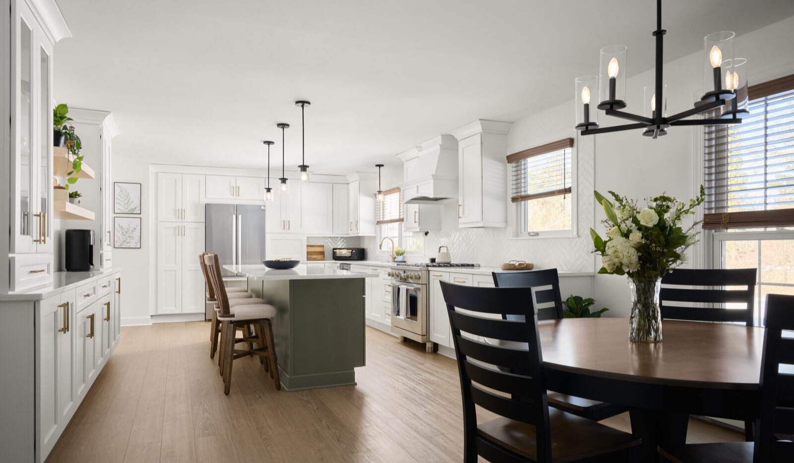 open-floor-plan-bright-transitional-kitchen