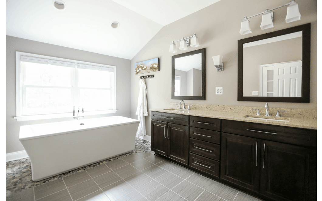 Spacious-Spa-like-Master-Bath_Worcester-PA_1-Dlightbox